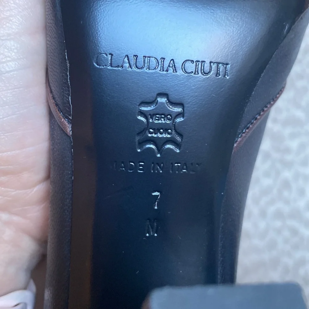 NWOB Claudia Ciuti Italian-Made Over-the-Knee Black Leather Heeled Boots, size 7